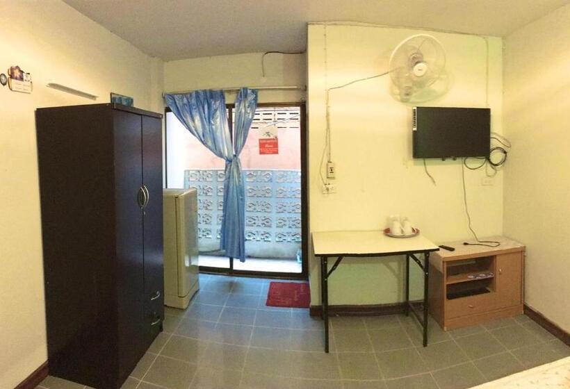 Standard Szoba, Jenny Hostel Huahin