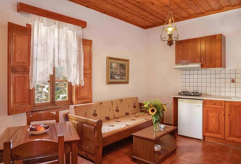 סטודיו סופריור, Apolafsis Studios