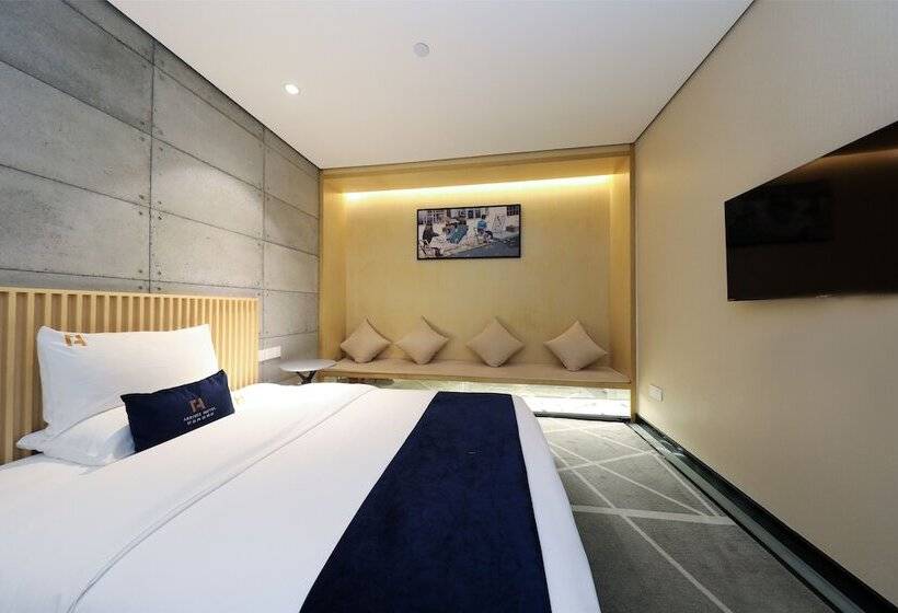 חדר סטנדרט, Arrivee