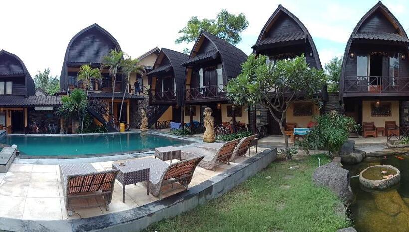 Номер Стандарт Вид на Бассейн, Bale Sasak Bungalow