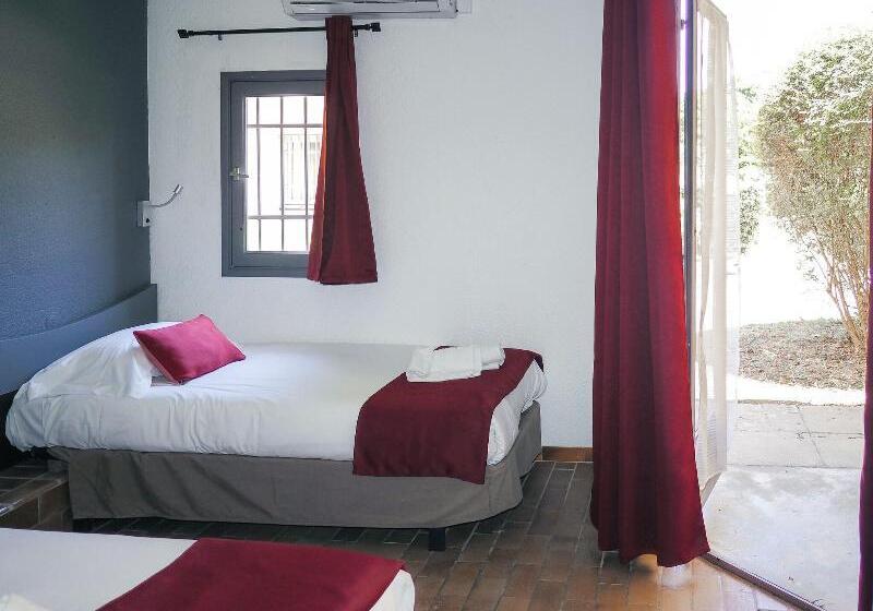 חדר משפחתי, Marina Hôtel Club