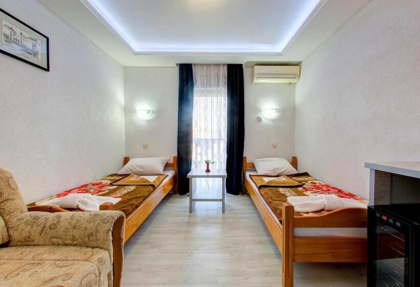 اتاق استاندارد با بالکن, Pansion Glory