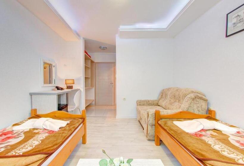 اتاق استاندارد با بالکن, Pansion Glory