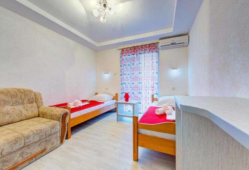 اتاق استاندارد با بالکن, Pansion Glory