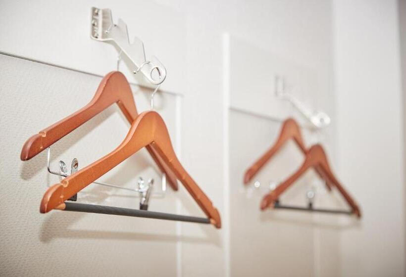 חדר דלוקס, Rj Hotel Naha