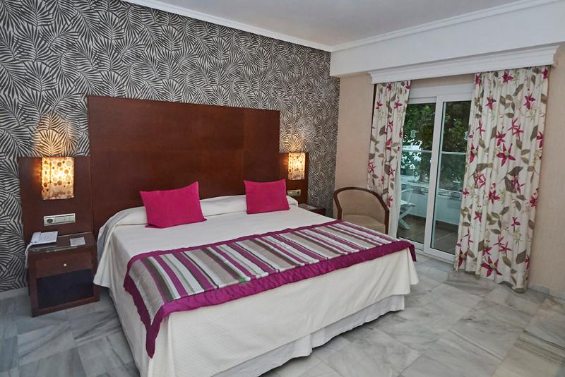 חדר דלוקס, Rj Hotel Naha