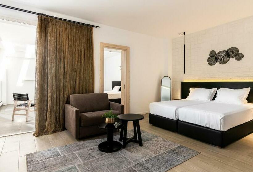 סוויטה משפחתית, Abacus Suites