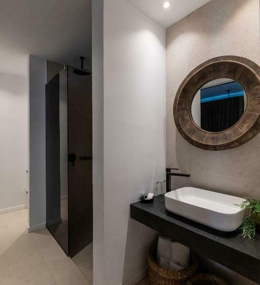 سوییت خانوادگی, Abacus Suites