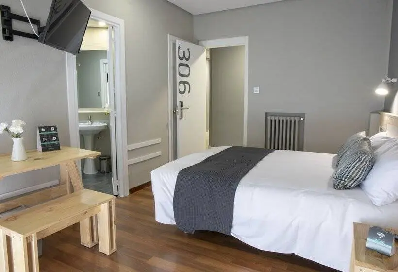 Standaardkamer met Balkon, Alda Centro Ponferrada