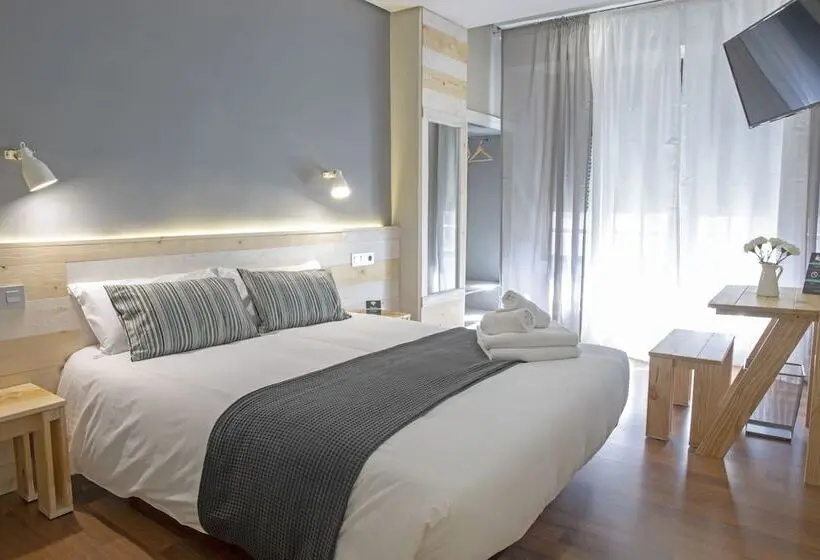 Standaardkamer met Balkon, Alda Centro Ponferrada