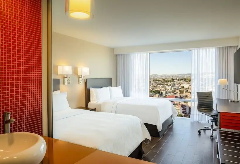 Superior-huone, Fiesta Inn Express Queretaro Constituyentes