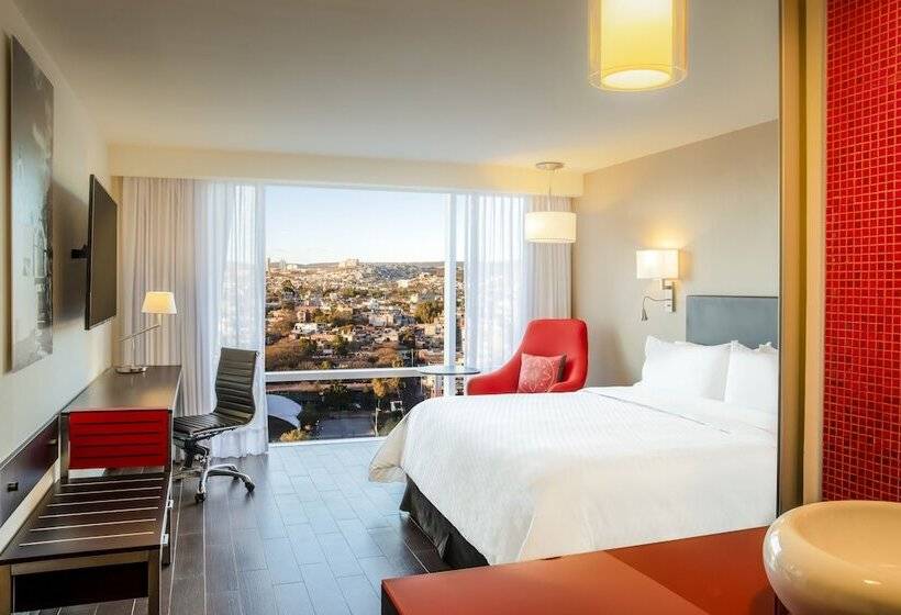 Номер Deluxe Кровать Кинг, Fiesta Inn Express Queretaro Constituyentes