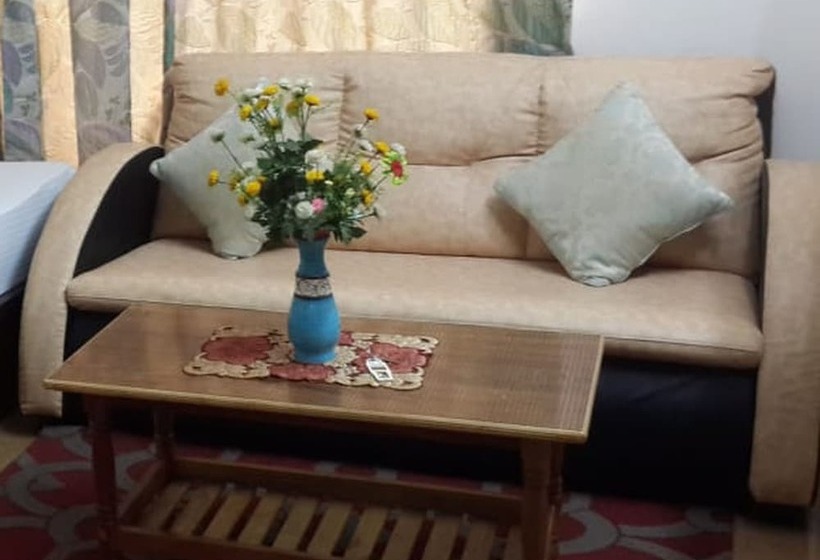 Deluxe Szoba, Greenwood