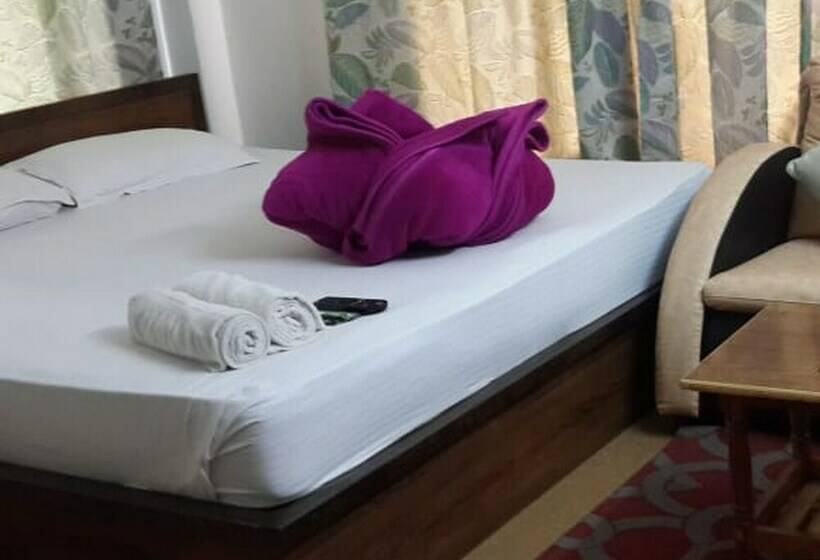 Deluxe Szoba, Greenwood