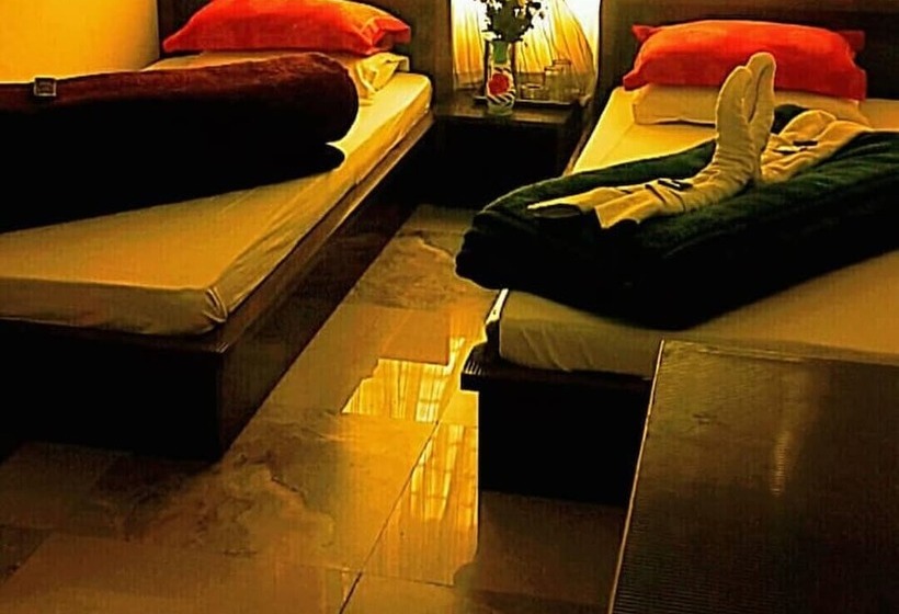 Deluxe Szoba, Greenwood