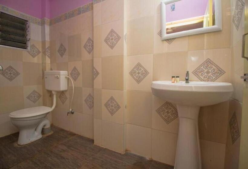 Standard Szoba, Greenwood