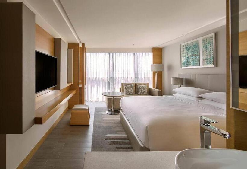 Habitació Deluxe Llit King Vista Ciutat, Kota Kinabalu Marriott