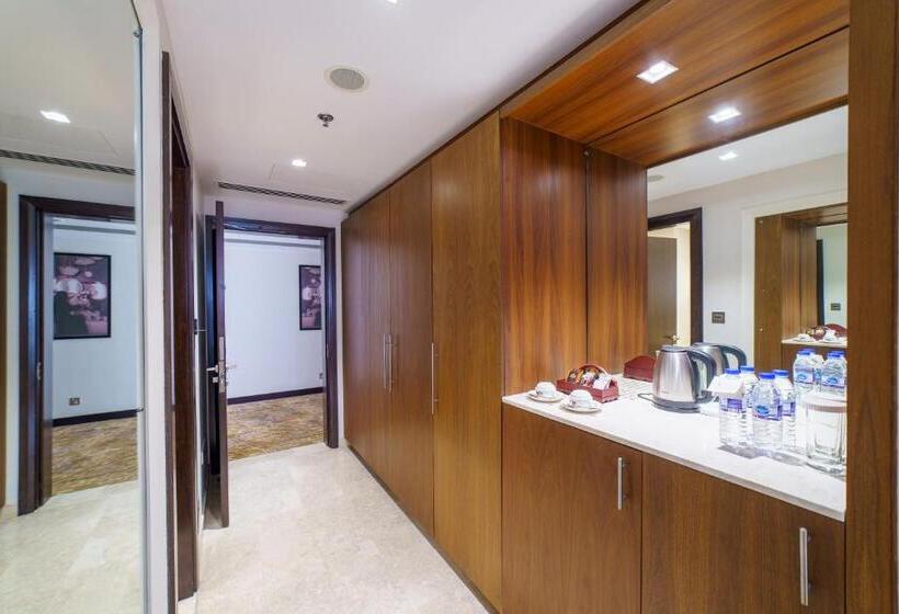 سوئیت 2 خوابه, Radisson Muscat Panorama