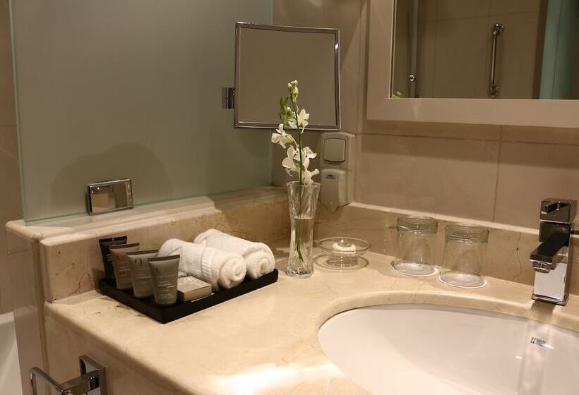 سوئیت رویال, Radisson Muscat Panorama