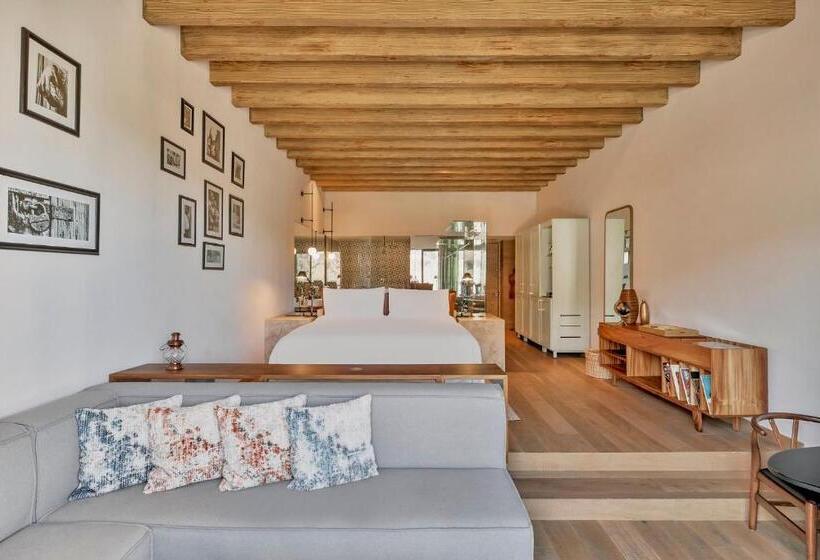 스위트 킹사이즈 침대, Live Aqua San Miguel De Allende