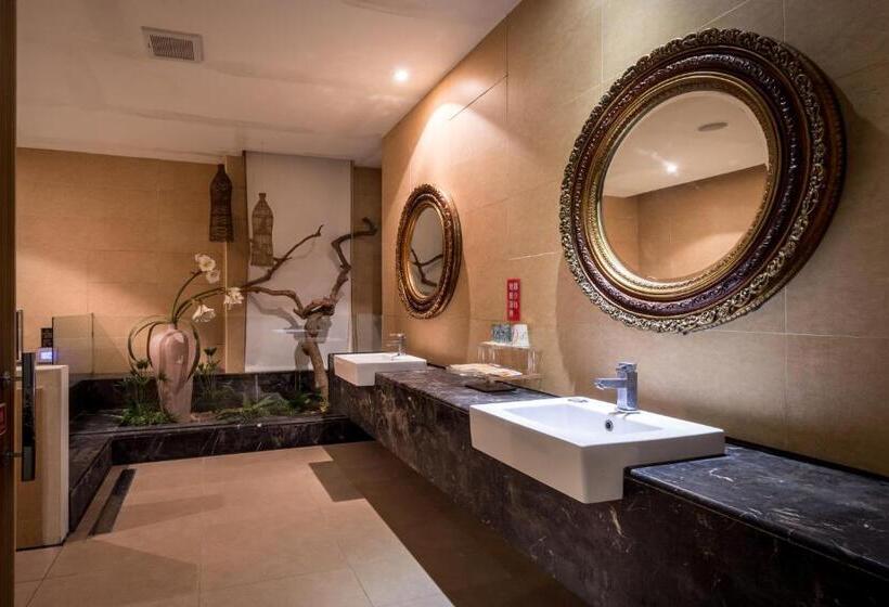 اتاق استاندارد چهار تخته, Belle Song Motel