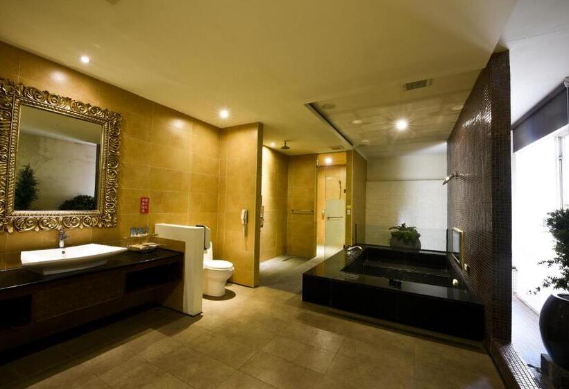 اتاق لوکس با تخت دو نفره بزرگ, Belle Song Motel