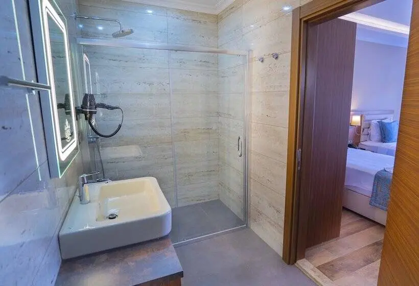 Camera Familiare, Dalyan Live Spa