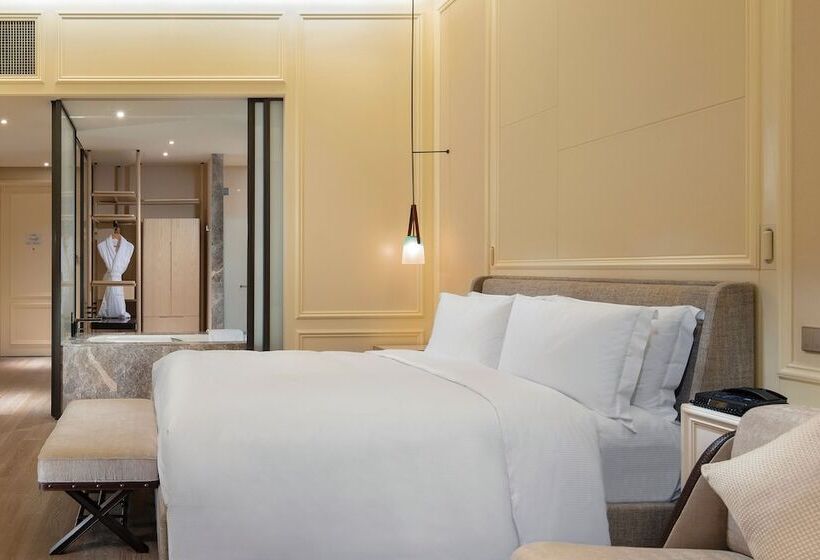 デラックスルーム, Hilton Dalian Golden Pebble Beach Resort