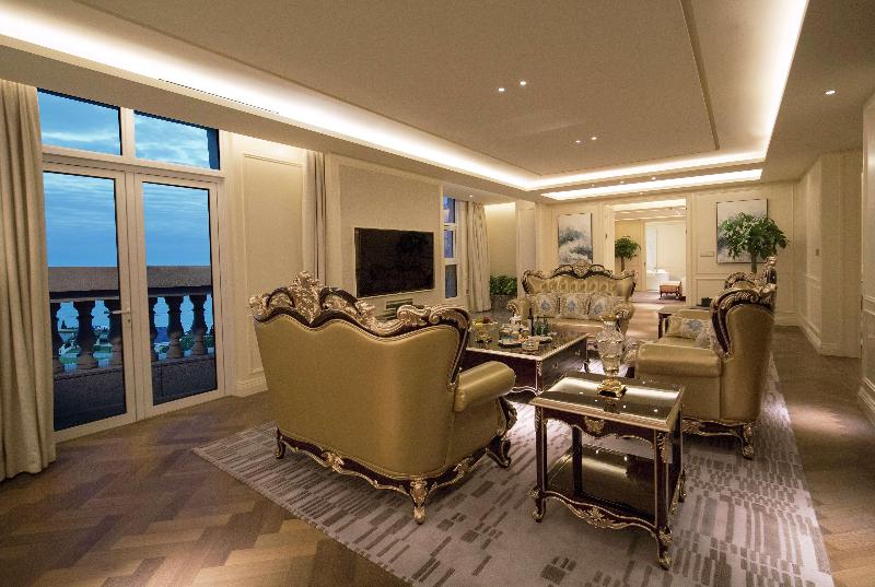 プレジデントスイートルーム, Hilton Dalian Golden Pebble Beach Resort