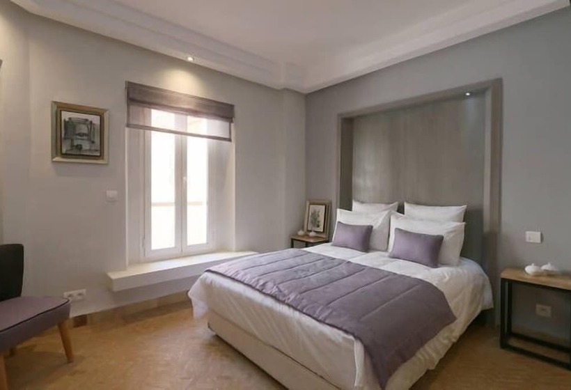 اتاق سوپریور, Riad Ayni