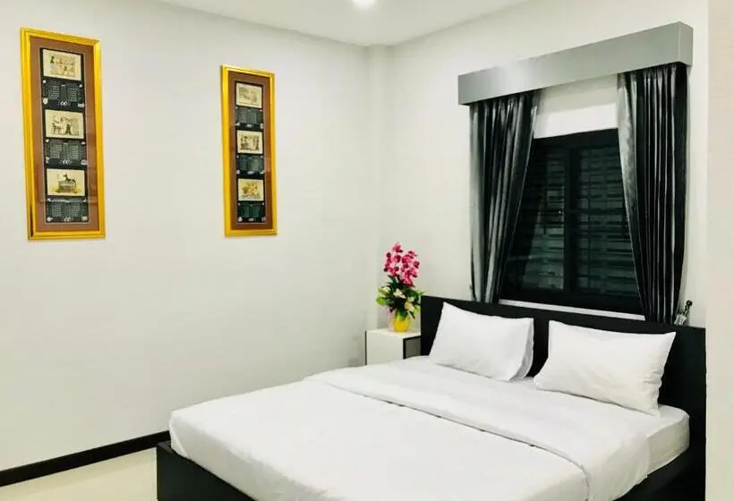 سوئیت با تخت بزرگ, Jarat Mansion