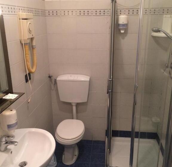 四人标准间, Perla Del Mare