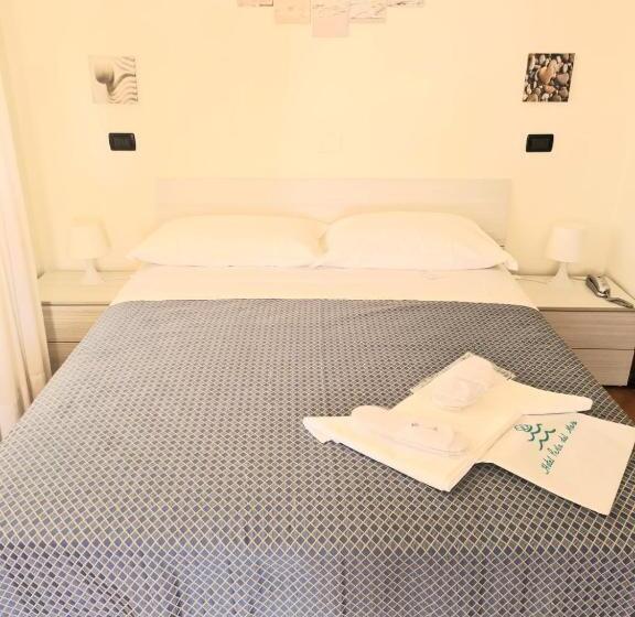 四人标准间, Perla Del Mare