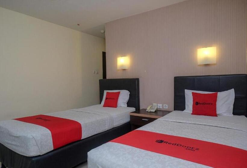 Номер Стандарт, Reddoorz Plus At Grand Populer