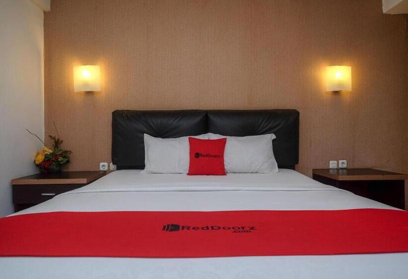 수피리어 룸, Reddoorz Plus At Grand Populer