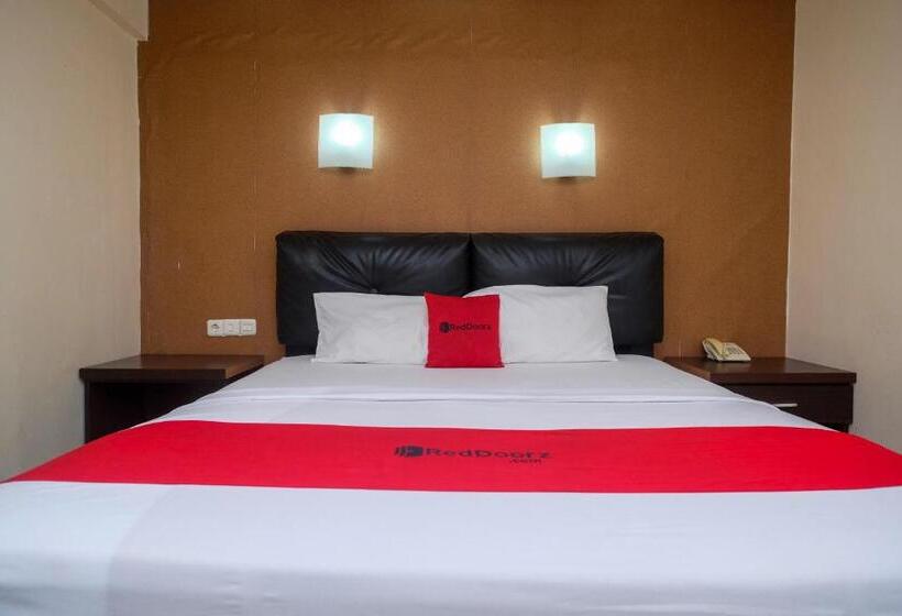 Номер Стандарт, Reddoorz Plus At Grand Populer