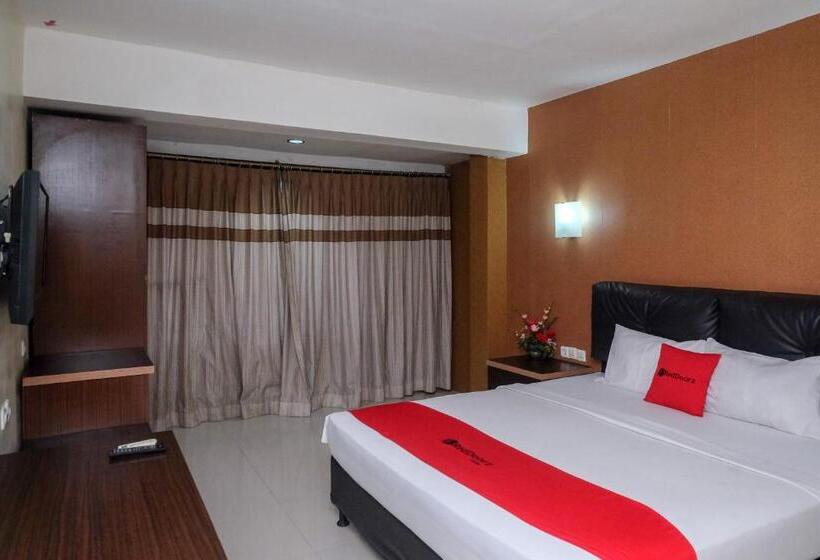 Люкс, Reddoorz Plus At Grand Populer