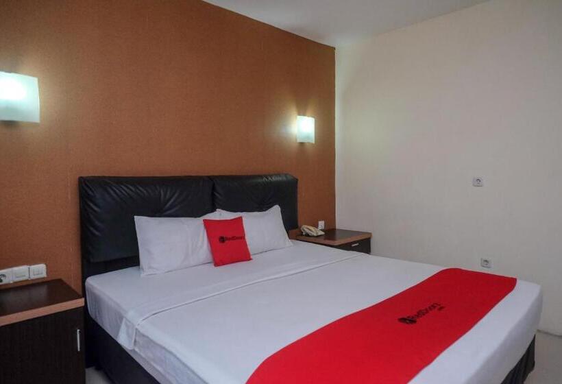 Люкс, Reddoorz Plus At Grand Populer