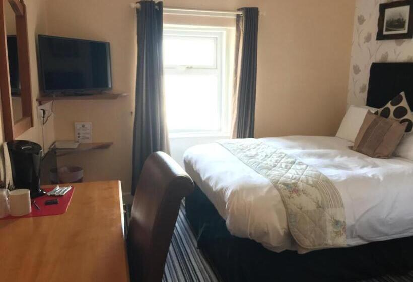 חדר בסיסי, The Old Coach House