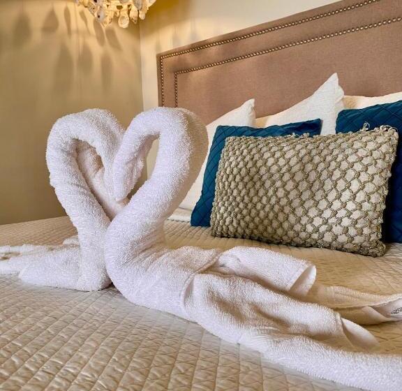 سوئیت با تخت بزرگ, Vista Las Olas Resort
