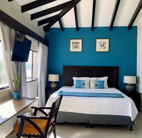 جناح ذو إطلالة, Vista Las Olas Resort