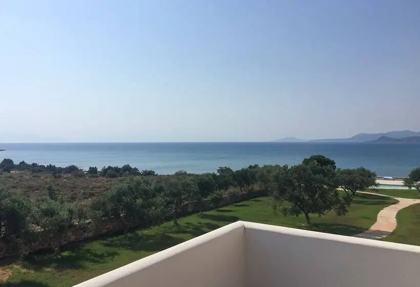 スーペリアールーム, Eight Dimensions Capari Suites Elafonisos