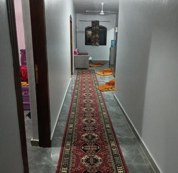 带1个卧室的带海景的公寓, El Prince Guesthouse