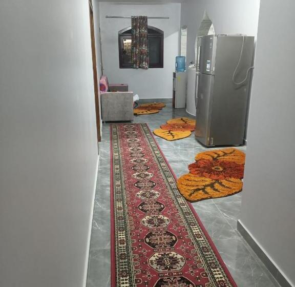 带1个卧室的带海景的公寓, El Prince Guesthouse