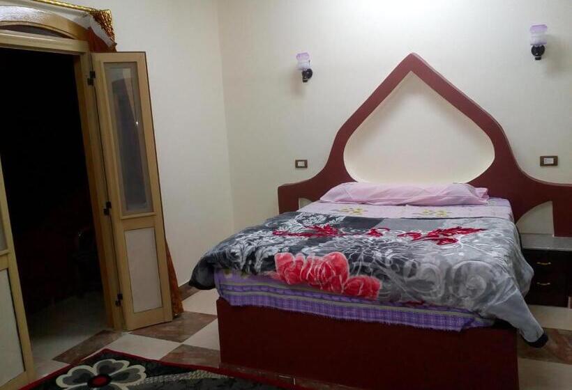 Deluxe room with river view, El Prince Guesthouse