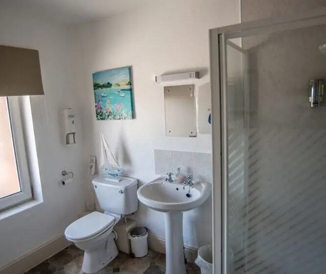 バス共有のスタンダードルーム, Holcombe Guest House