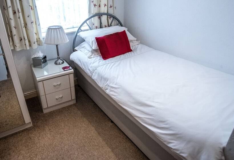 스탠다드 싱글 룸 공동욕실, Holcombe Guest House