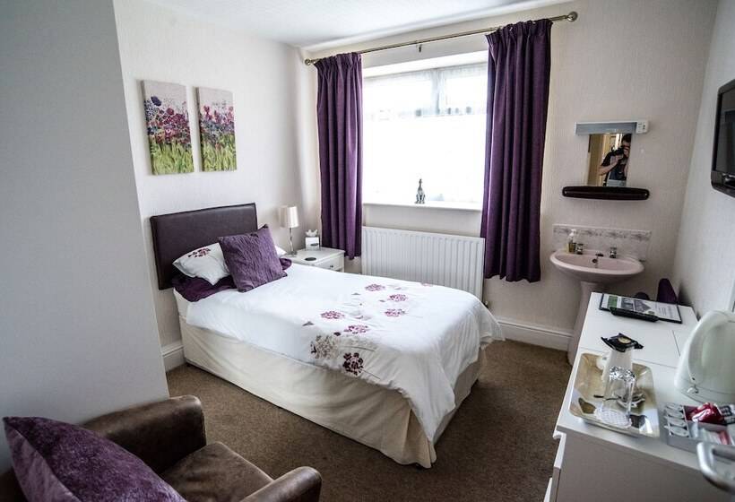 스탠다드 싱글 룸 공동욕실, Holcombe Guest House