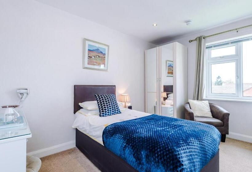 스탠다드 싱글 룸 공동욕실, Holcombe Guest House