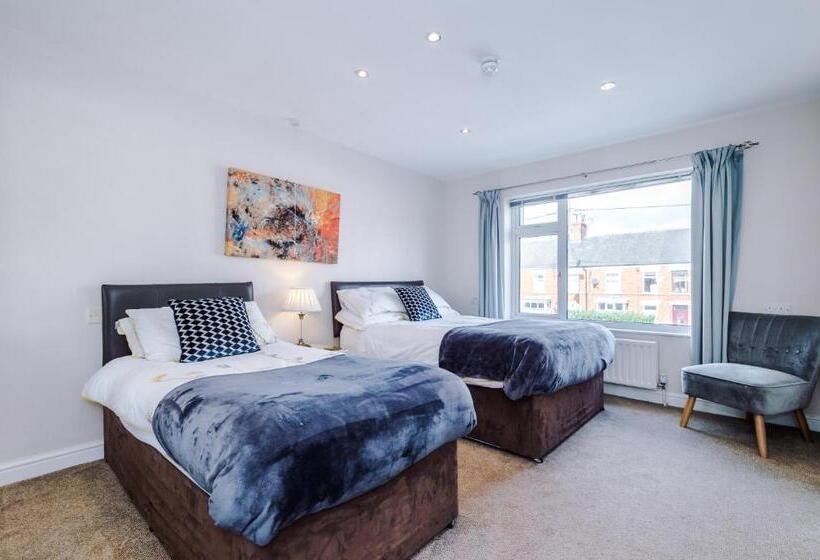 패밀리 룸, Holcombe Guest House